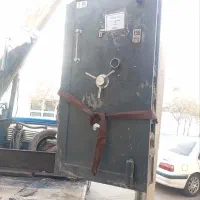 درب خزانه در گاوصندوق