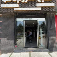 ساخت ونصب درب شیشه ای کشویی اتوماتیک مغازه،ساختمان