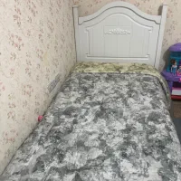 تخت تک  کودک ونوجوان