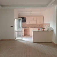 ۱۰۰ متری در  اول گلزاران