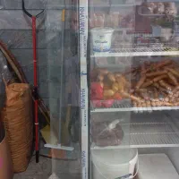 شیشه معمولی و قهوه ایی