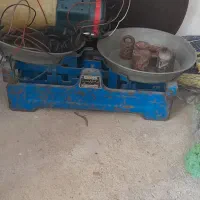 ترازو  کامل و یک ساج تابه رژیمی و بلندگو