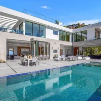 استخدام مشاور املاک مبتدی و حرفه ای/خانم و آقا