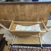 گهواره سنتی در حد نو به همراه ساک دستی