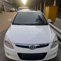 هیوندا i30 2011