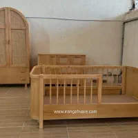 تخت چوبی نوزاد|تخت و صندلی بچه|آباده, |دیوار