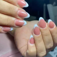 کاشت ناخن تخفیف محدودتا ۲۸مرداد