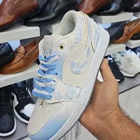 کتونی مدل دراگون