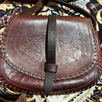 کیف چرم درجه یک قدیمی ضخیم|کیف، کفش، کمربند|فلاورجان, |دیوار