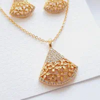 نیمست زنجیری طلایی، انتخاب ناب و کیوت|بدلیجات|اسلام‌شهر, صادقیه|دیوار