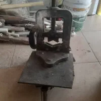 گیره سه پایه ۴اینچ