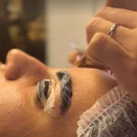 لیفت مژه و ابرو با متریال مای لمینیشن