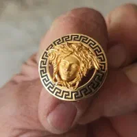 فروش فوری انگشتر ورساچ فقط با 4درصد بالای تابلو|جواهرات|شیراز, شاهچراغ|دیوار