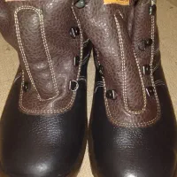 کفش ایمنی نو ۴۲