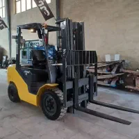 لیفتراک 3 تن دیزلی برند سپاهان