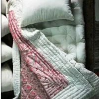 کار دوشک دوز حرفی برای لحاف دوزی