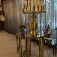 میز عسلی با آباژور آنتیک و بوفه و زیرسیگاری آنتیک|صنایع دستی و سایر لوازم تزئینی|تهران, امانیه|دیوار