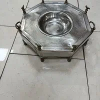 منقل استیل قدیمی با پایه ها و دسته ها ی برنزی