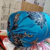 بالش  شاه نشین 4جفت|رختخواب، بالش، پتو|شیراز, زرهی|دیوار