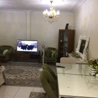 آپارتمان ۶۱ متری فلسطین|اجارهٔ آپارتمان|تهران, فلسطین (میدان انقلاب)|دیوار