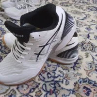 کتونی asics زیر قیمت بازار