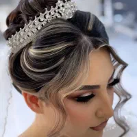 کاشت ناخن فقط۳۰۰شروع میکاپ۴۰۰مژه کلاسیک ۳۰۰لیفت۳۰۰