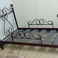 تخت خواب نوجوان