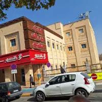 واحد تجاری واقع در بازار بزرگ حکیم|فروش مغازه و غرفه|اصفهان, نقش جهان|دیوار