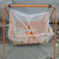 گهواره نوزاد (نی نی تاب بچه)|اسباب و اثاث بچه|رشت, یخسازی|دیوار