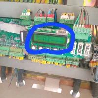 شاگرد برای کار آسانسور