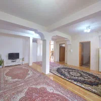 خانه محوطه ویلا/سند تکبرگ/بر جاده اصلی قلعه رودخان