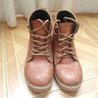 کفش چرم و کفش کوهستان