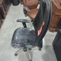 فروش صندلی مدیریتی و انتظاریک ماه خریداری شده