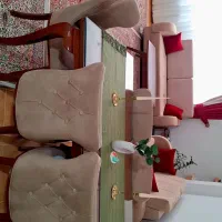 فروش مبل ۸ نفره بهمراه غذاخوری ۶ نفره