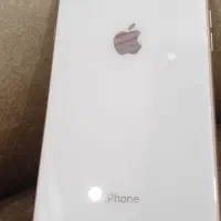 ایفون ۸ پلاس تمیز