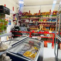 نیروی کار در سوپر مارکت