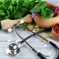 ارائه خدمات طب سنتی