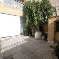 منزل ویلایی ۲ طبقه راه مجزا قابل سکونت