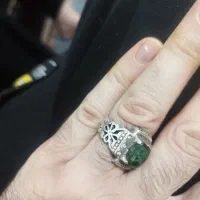 انگشتر زمرد سبز