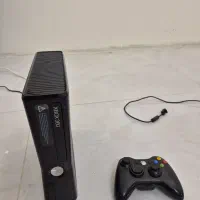 xbox360 اسلیم ۲۵۰ گیگ ۱ دسته ۱ کینکت|کنسول، بازی ویدئویی و آنلاین|اصفهان, بهارستان (مخابرات)|دیوار
