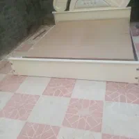 تخت دو نفره