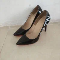 کفش مجلسی|کیف، کفش، کمربند|اسفراین, |دیوار