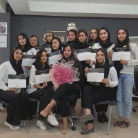 آموزش کاشت ناخن شیوا باقری