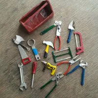 ماکت جعبه ابزار با 15 عدد ابزار کاملا فلزی  زیبا|اسباب‌‌بازی|تهران, امین حضور|دیوار