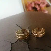 یک جفت حلقه دزدیده شده