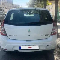 رنو ساندرو‌ اتوماتیک مدل ۱۳۹۶ سفید|خودرو سواری و وانت|مشهد, هفت تیر (حافظ)|دیوار