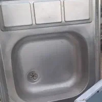 کابینت زیر سینک همراه سینک در حد نو