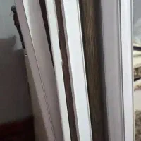 یک عدد گاز ۶ شعله لکن دار و ۴ عدد پرده قرقره ای