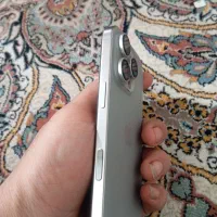 آیفون 16 پرو با ریجیستر