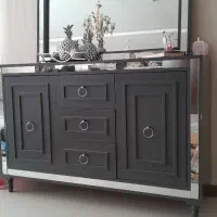 کنسول و آینه وساعت وکمدلباس